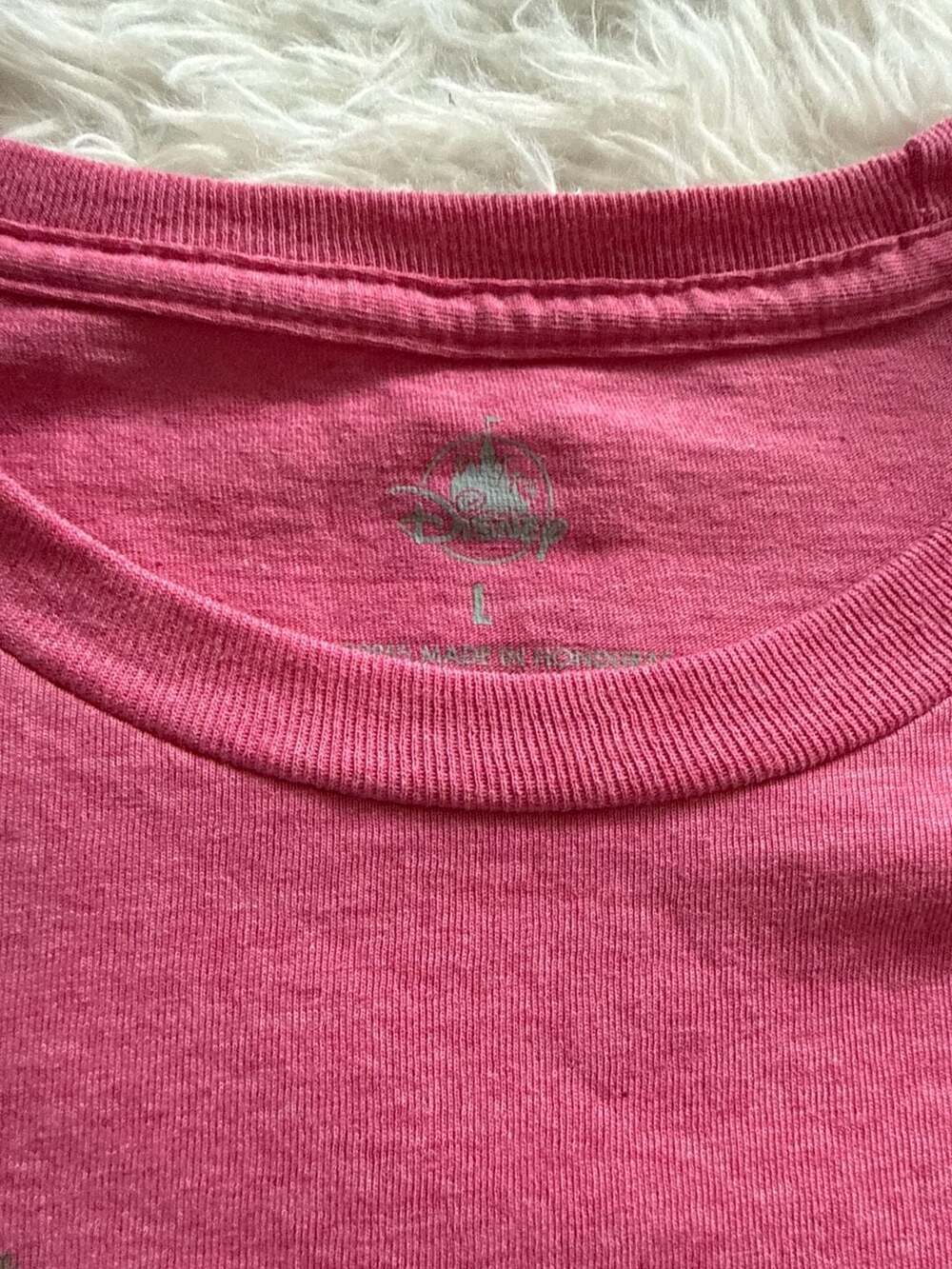 Walt Disney World Pink Ear Hat Collage T-Shirt Florida Size Large - Picture 2 of 5